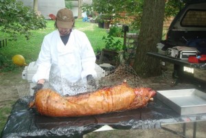 Eric Saperstein and Bill Corbo - Carving a Roasted Pig