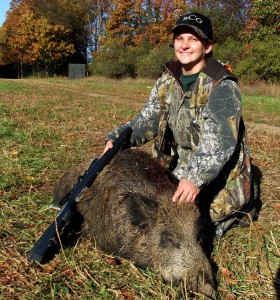 Theresa Tonte with 300lb silver back Austrian boar at Sunrize Acres - Ted Nugent Pork Slam 2007 hosted by Sunrize Safaris